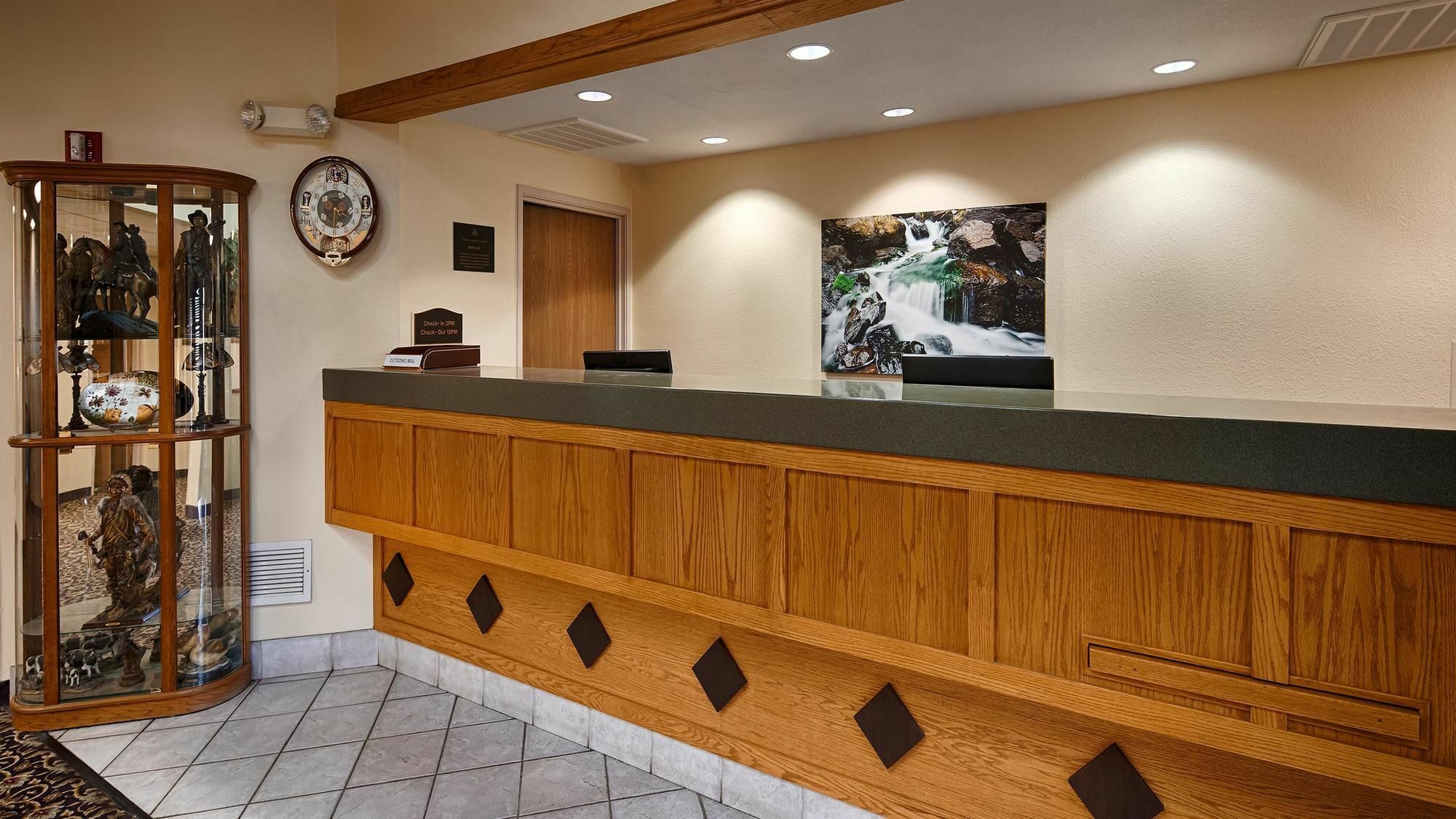 Quality Inn & Suites Lawrence - University Area Εξωτερικό φωτογραφία